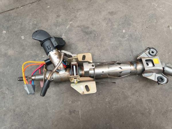 COLONNE DE DIRECTION PEUGEOT 806/ CITROEN EVASION/ FIAT ULYSSE/ LANCIA ZETA - Vue 4